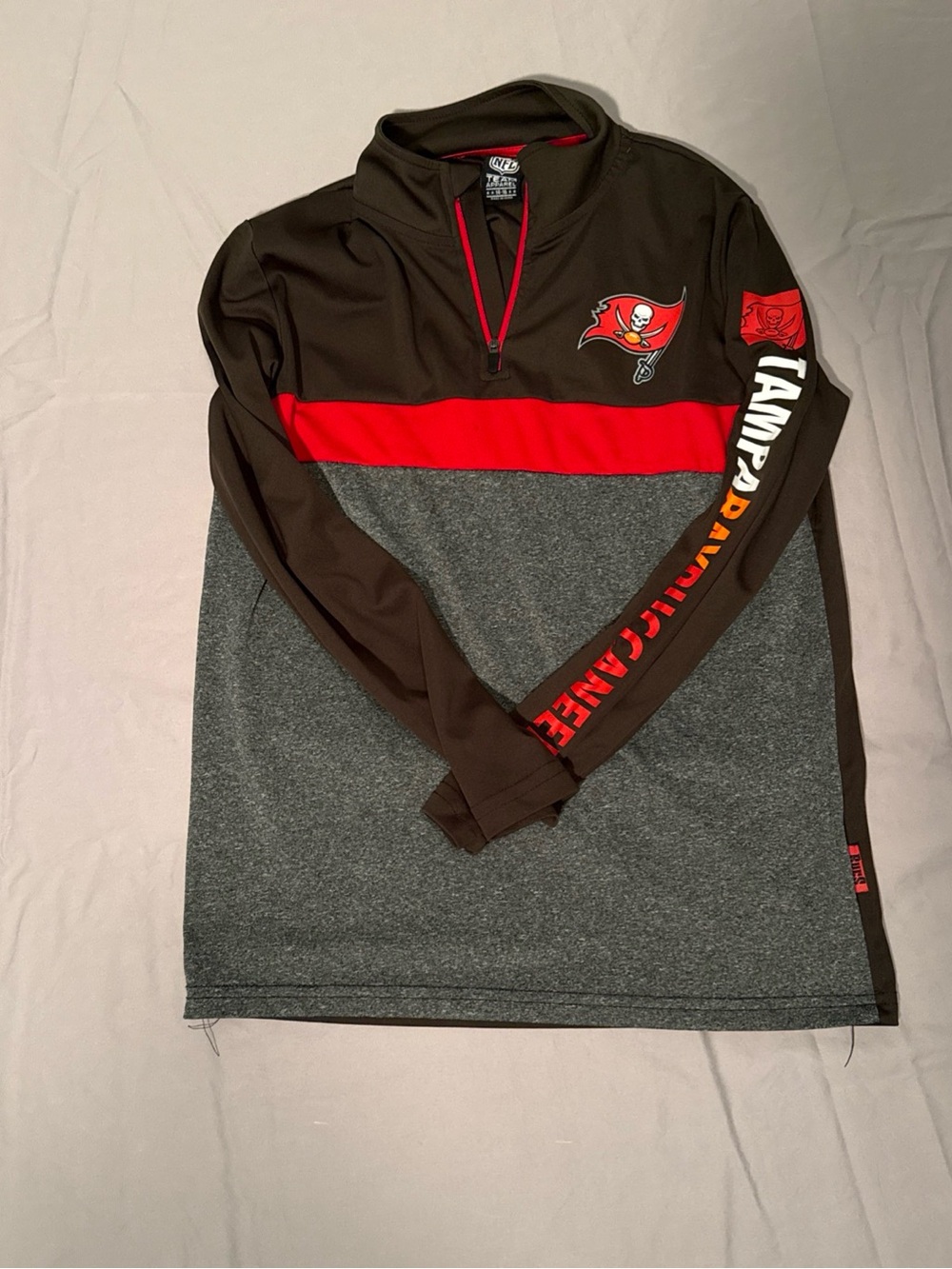 NFL Tampa Bay Buccaneers Kids Quarter-Zip Pullover - Black/Red/Gray